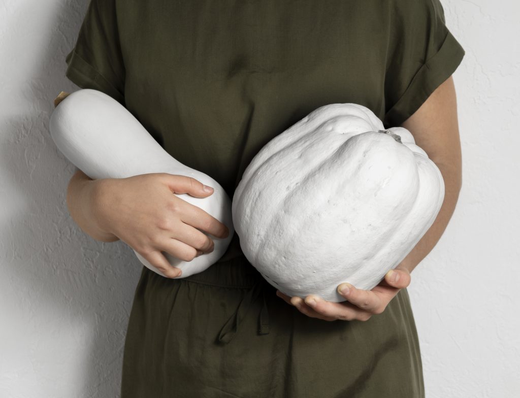 Белая глина в интерьере