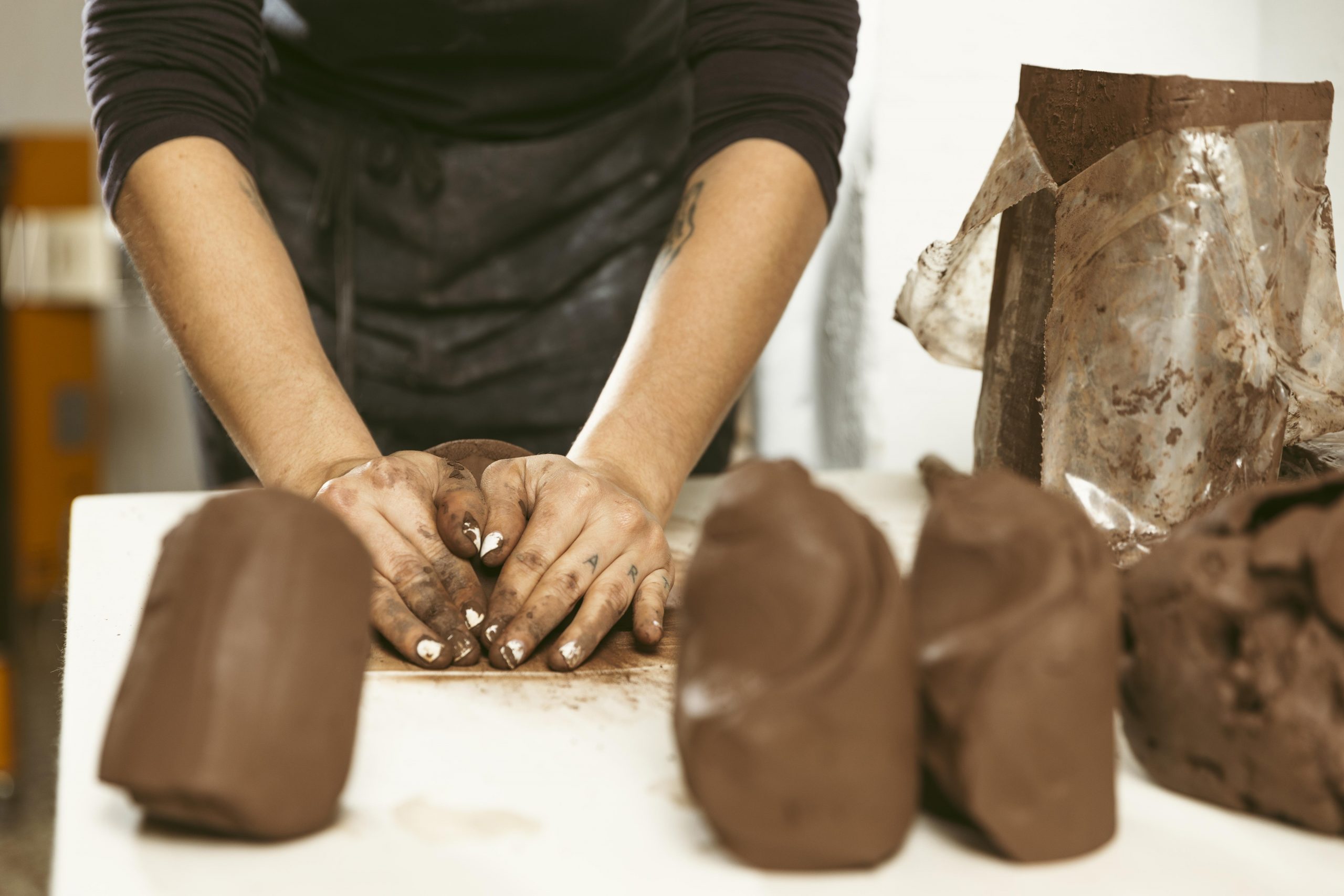 Глазурь для лепки: из чего состоит, как сделать и правильно разводить глазурь для керамики